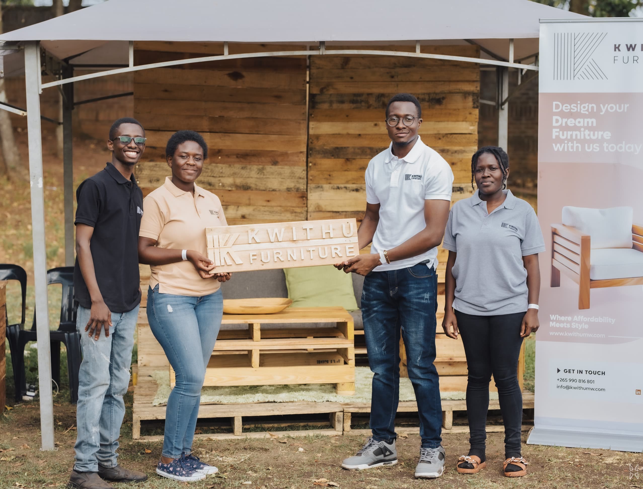 Kwithu Furniture | About Image